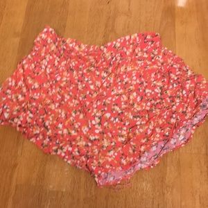 Adorable floral shorts with elastic waistband